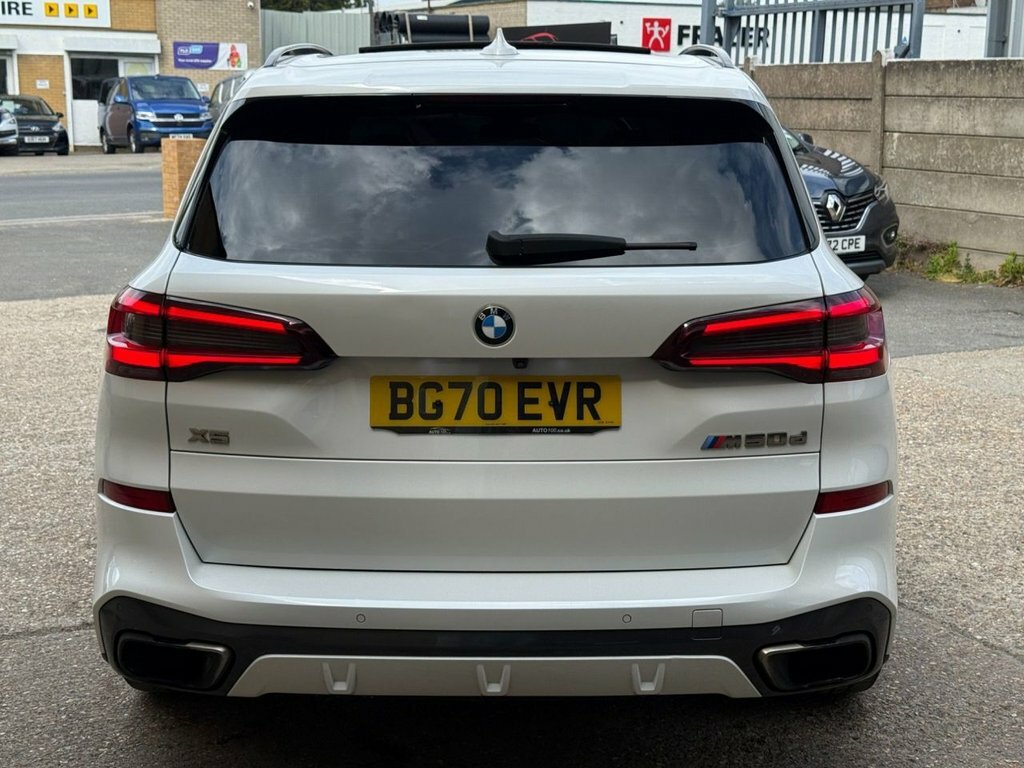 BMW X5 3L Null BG70EVR White #6