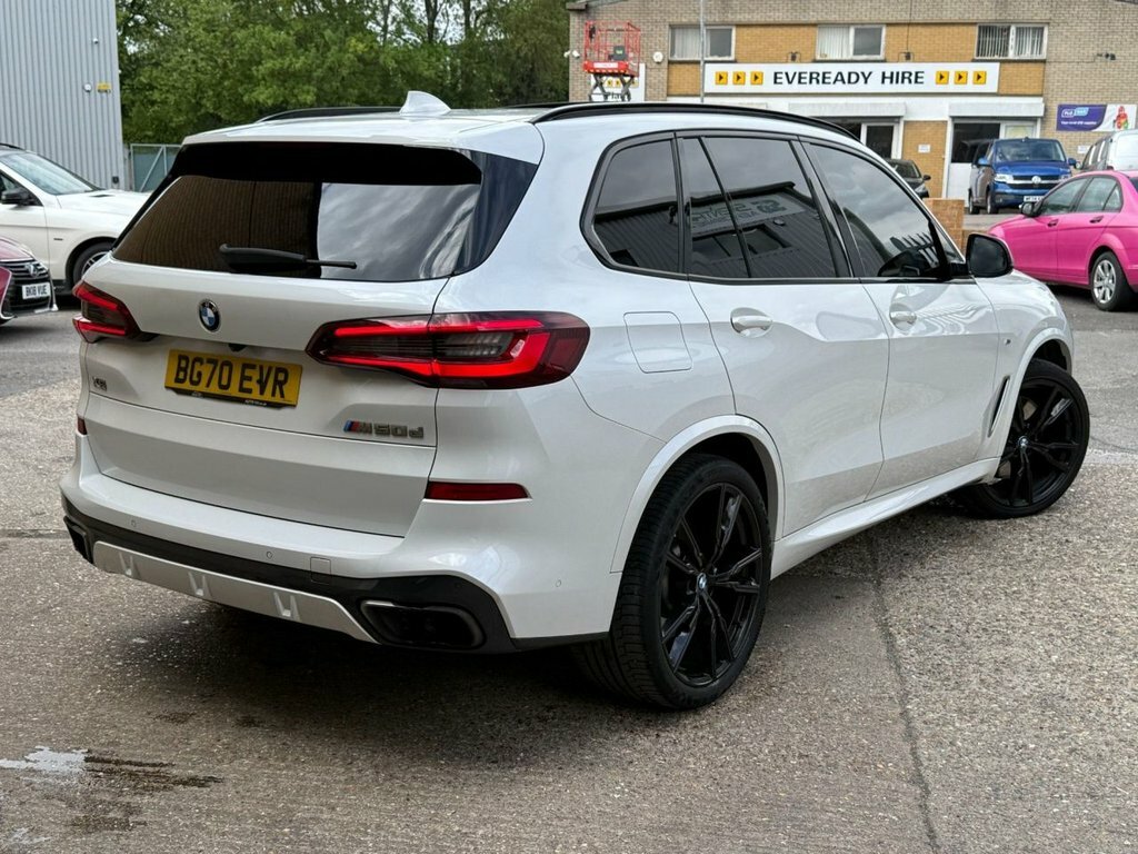 BMW X5 3L Null BG70EVR White #5