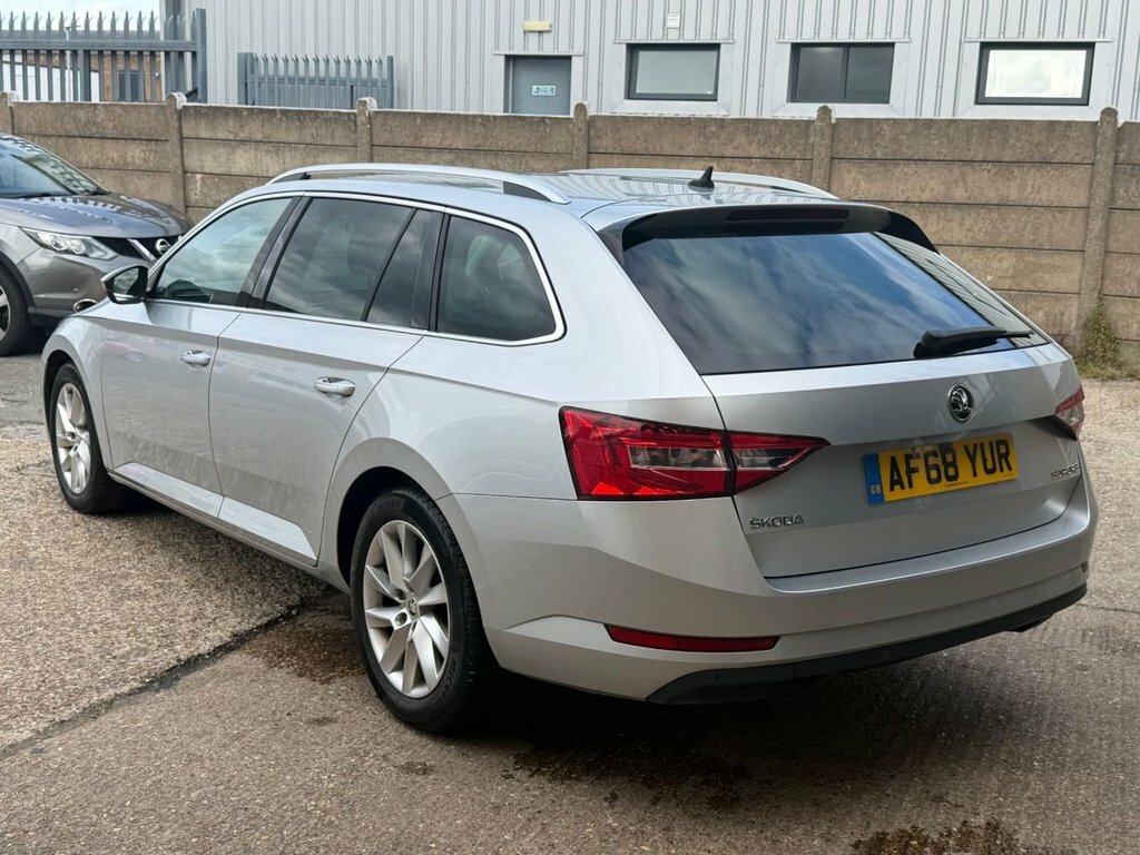 Skoda Superb 1.5L Se Technology AF68YUR Silver #6