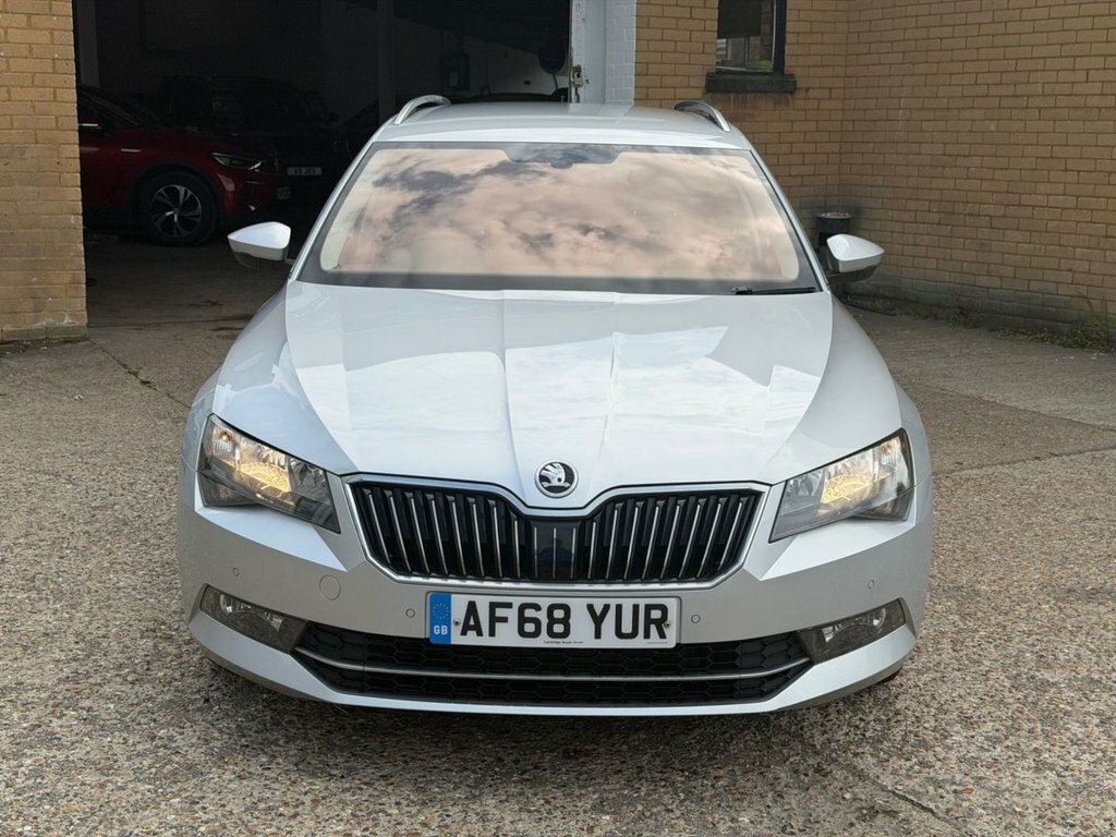 Skoda Superb 1.5L Se Technology AF68YUR Silver #3