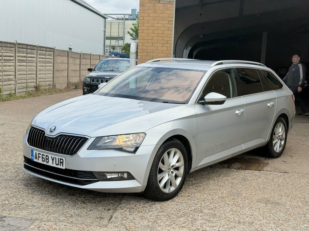 Skoda Superb 1.5L Se Technology AF68YUR Silver #4