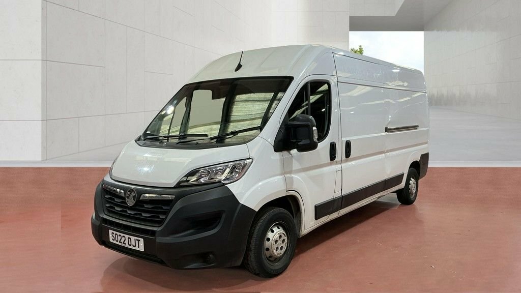 Vauxhall Movano 2.2L Dynamic White #6