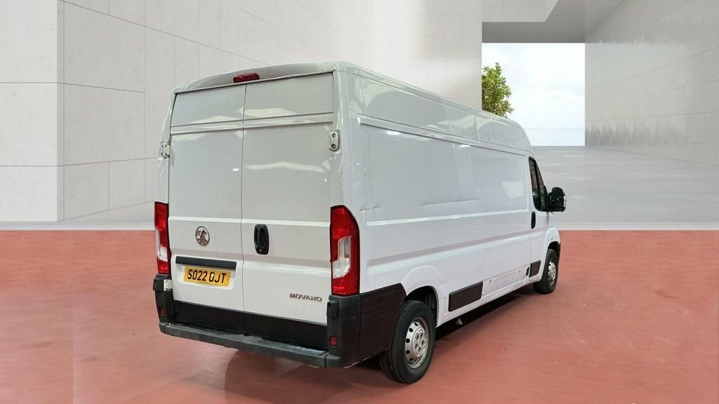 Vauxhall Movano 2.2L Dynamic White #3