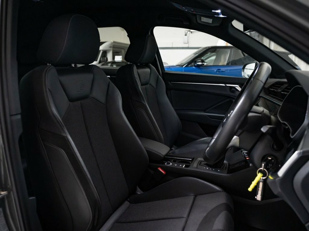 Audi Q3 2L S Line DE20AVY Grey #5