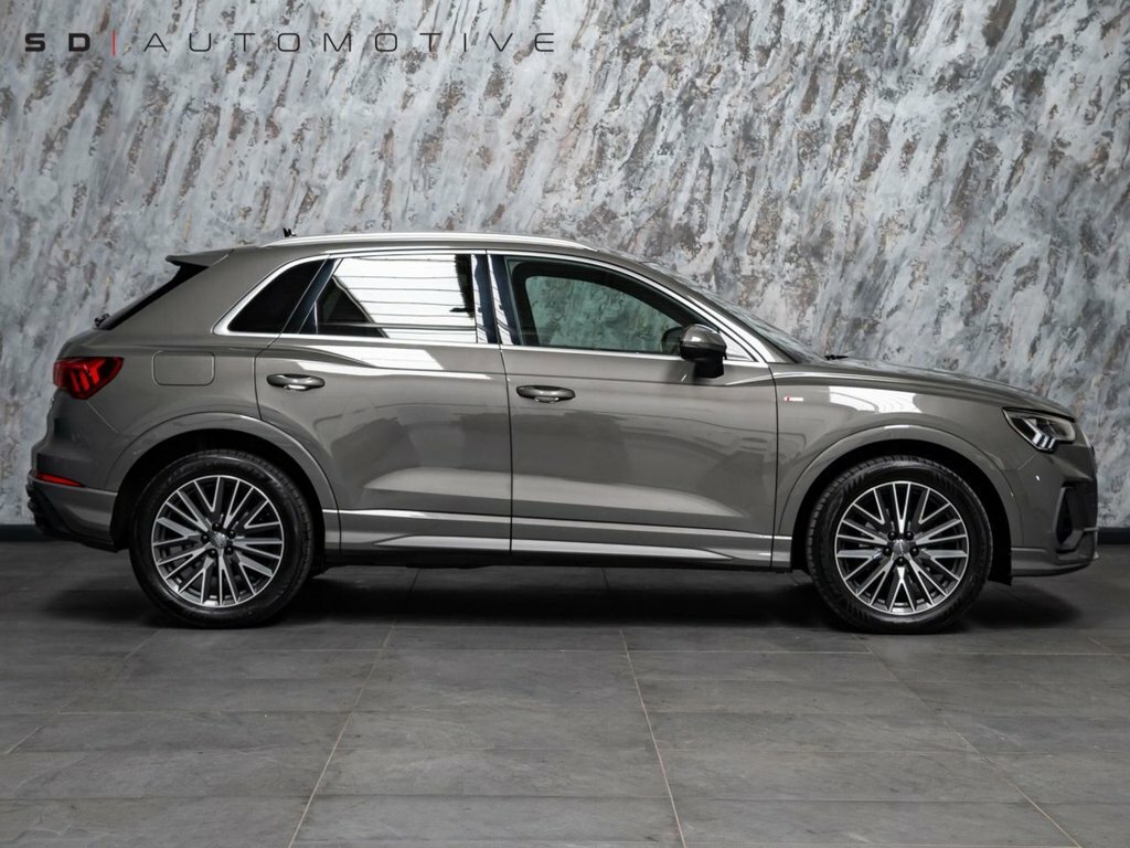 Audi Q3 2L S Line DE20AVY Grey #6