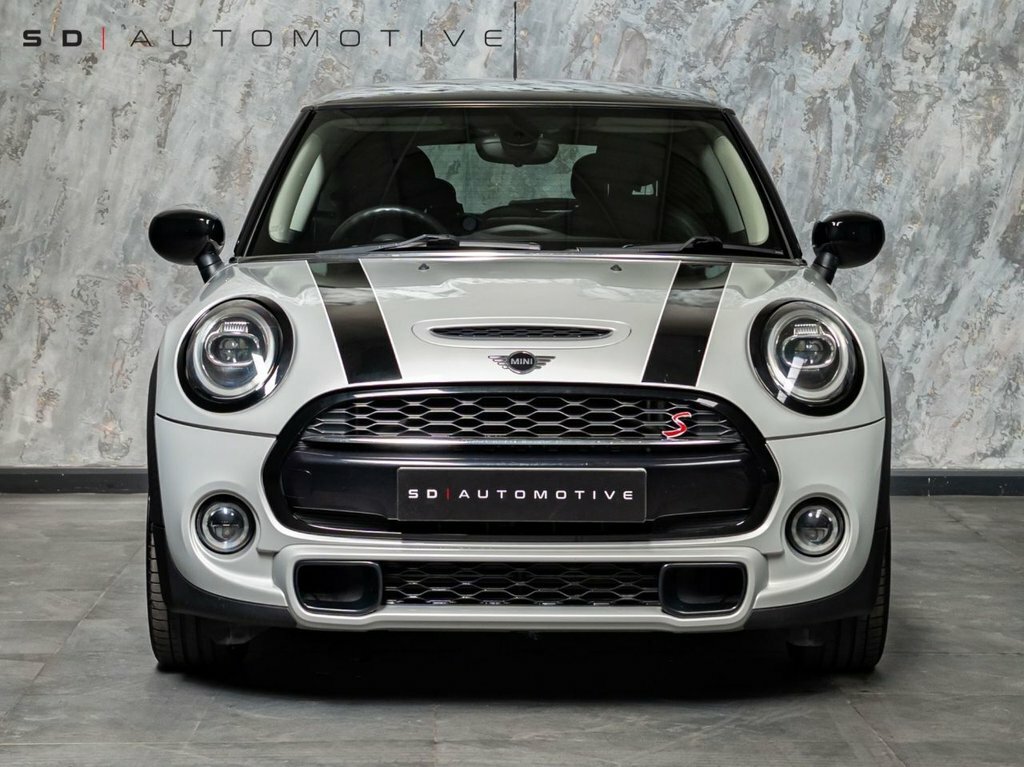 Mini Hatch 2L Cooper S Exclusive HX20VNN Silver #2