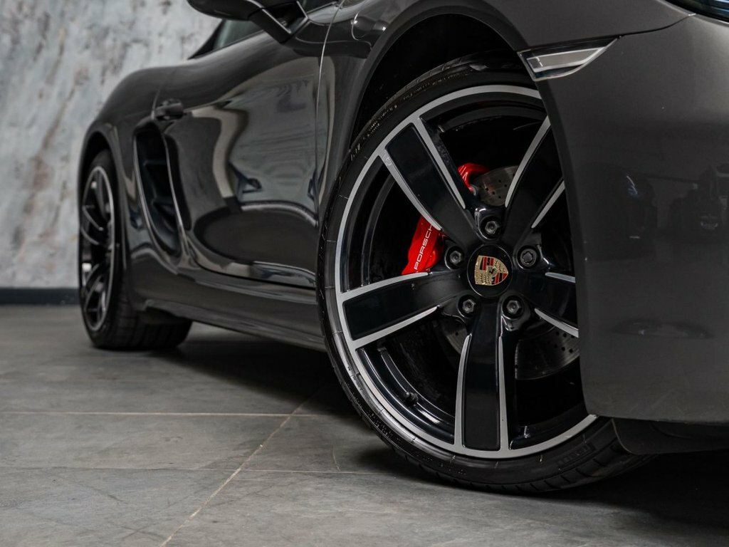 Porsche 718 Boxster 2L Null Grey #4