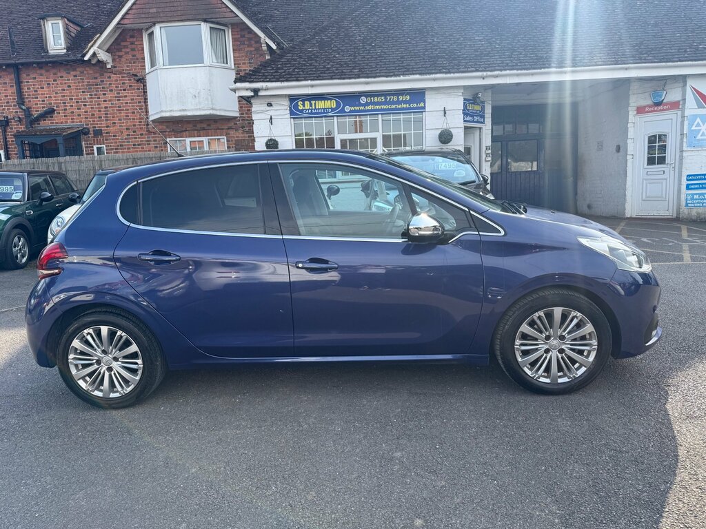 Peugeot 208 1.2 Puretech Allure Hatchback Eu BP17VKM Blue #4