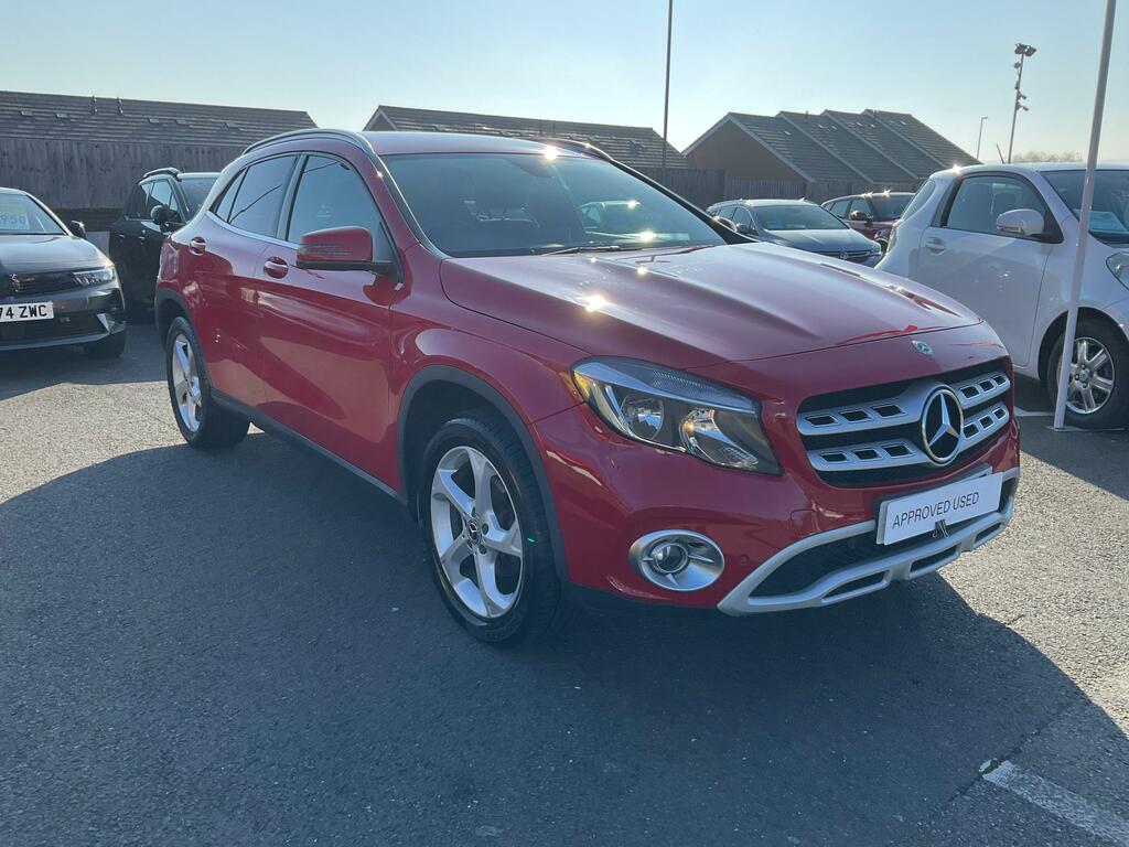 Mercedes-Benz GLA Class 1.6 Gla200 Sport Executive Suv 7G-dct Red