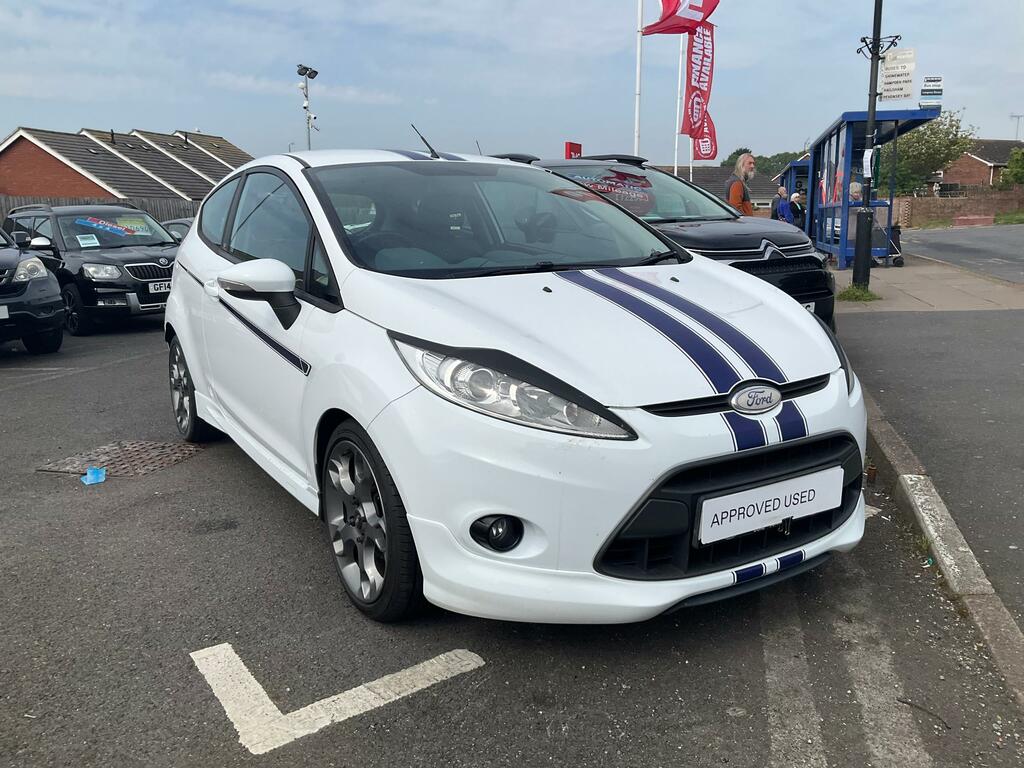 Ford Fiesta 1.6 S1600 Hatchback 134 Gkm, 1 White