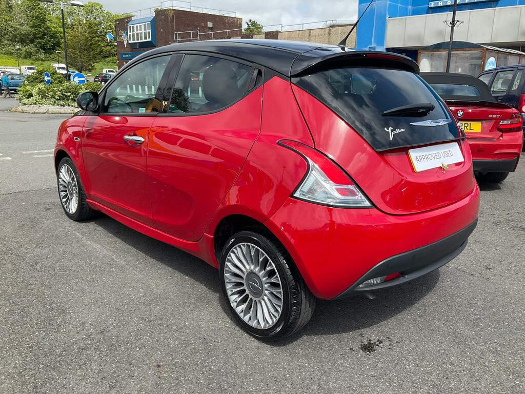 Chrysler Ypsilon #13