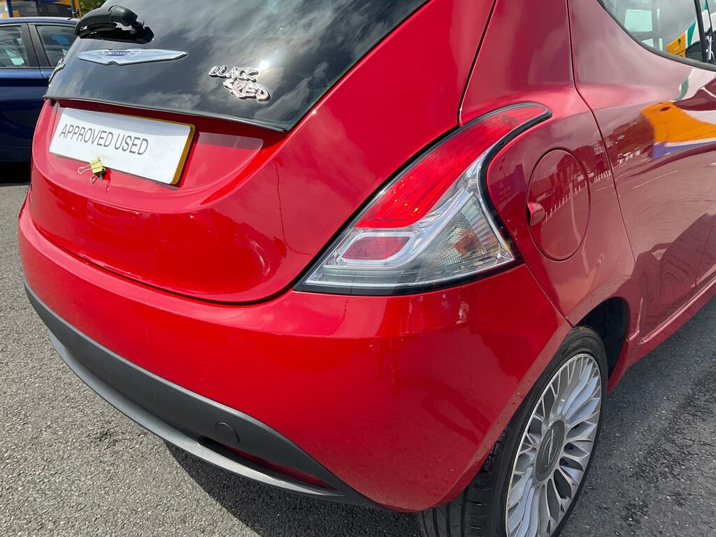 Chrysler Ypsilon #7