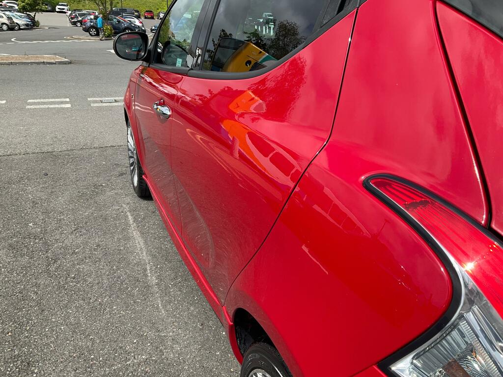 Chrysler Ypsilon #12