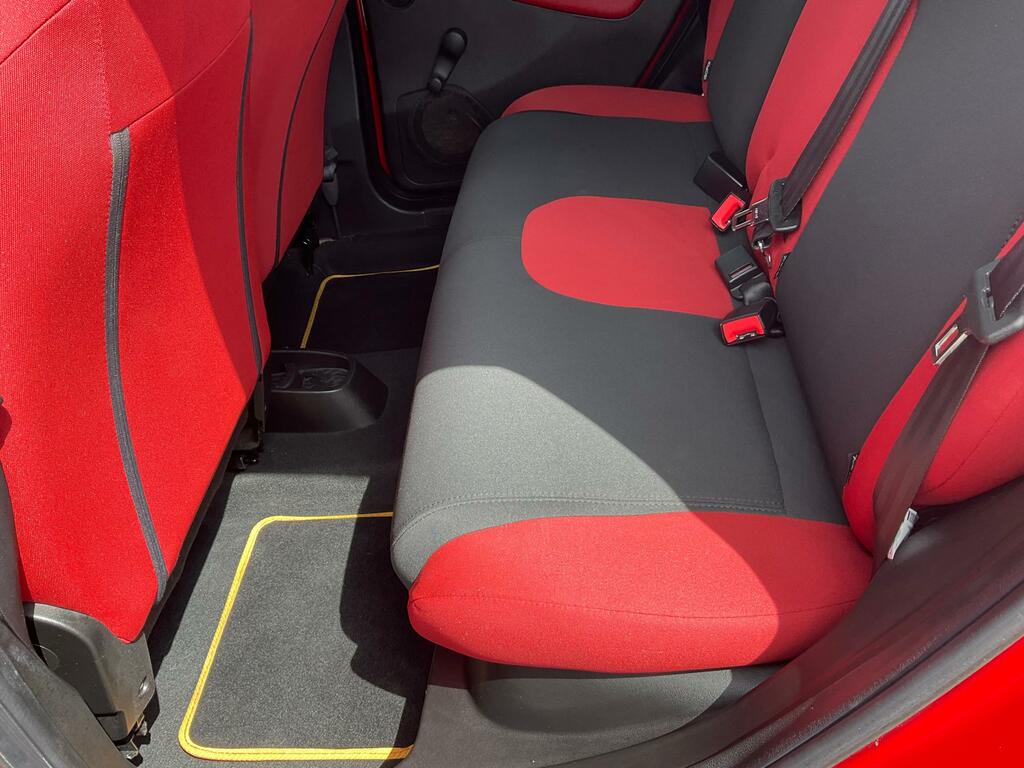 Chrysler Ypsilon #30