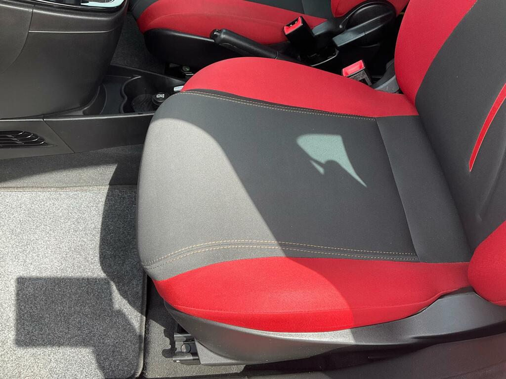Chrysler Ypsilon #32