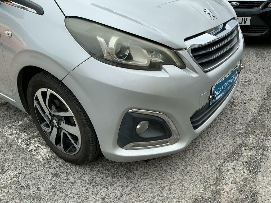 Peugeot 108 1.2 Vti Puretech Allure Top Euro 5  Silver #2