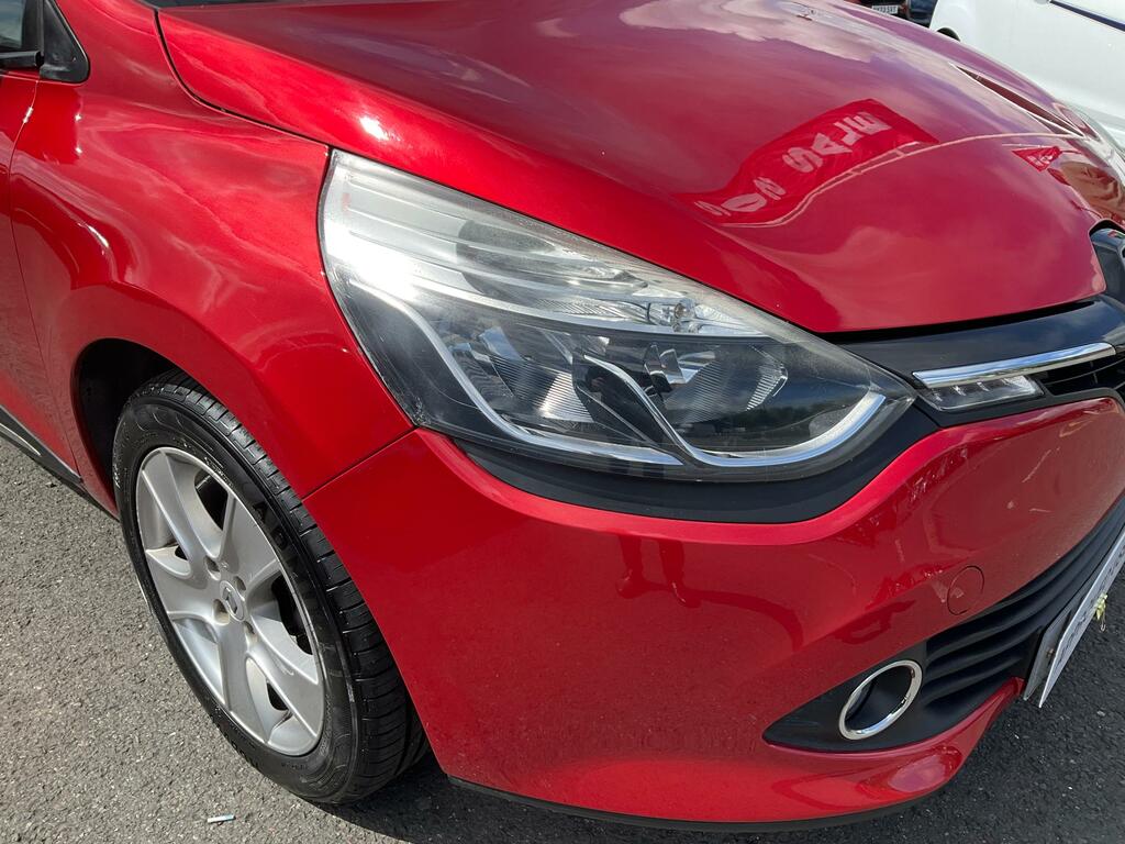 Renault Clio 0.9 Tce Dynamique Nav Hatchback Red #2