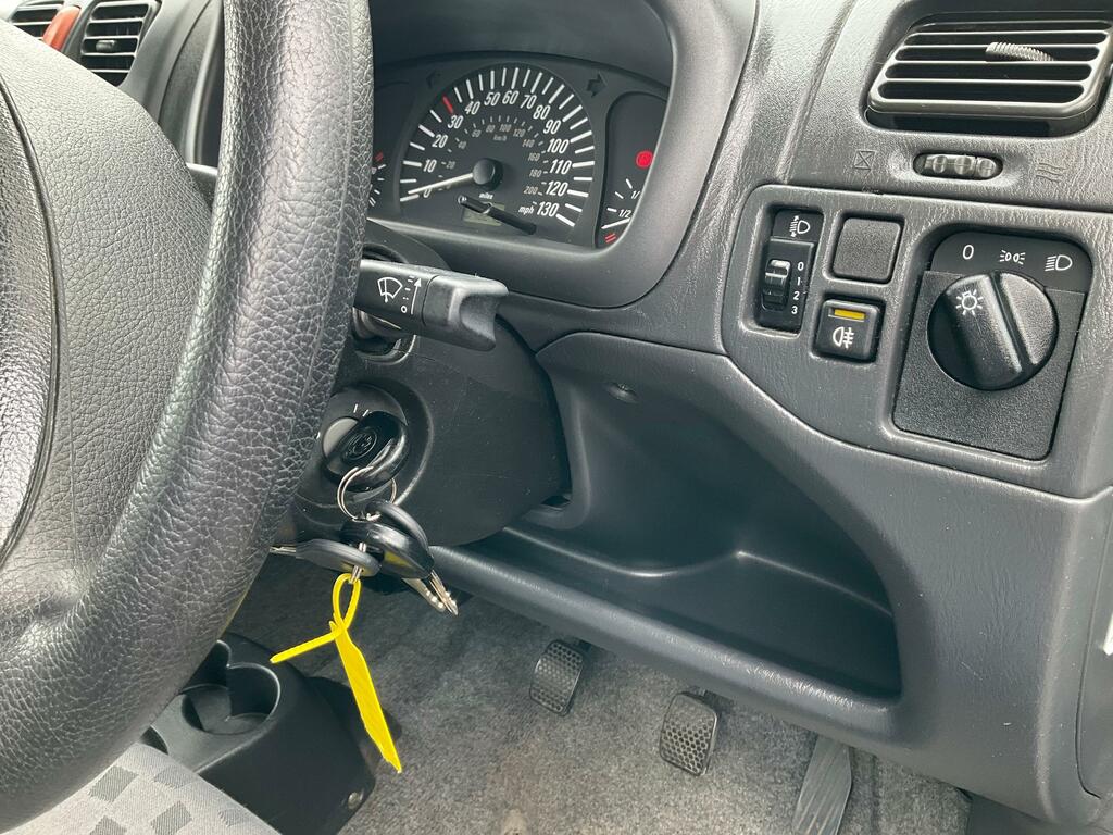 Vauxhall Agila 1.2I 16V Club Se Blue #32
