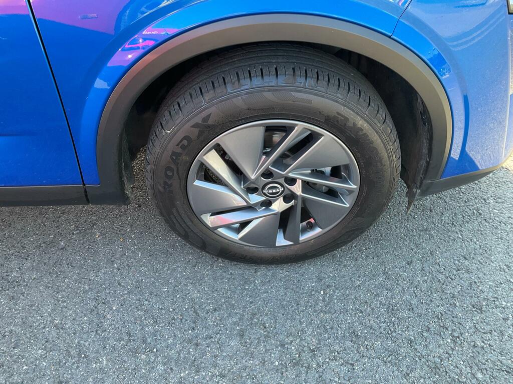 Nissan Qashqai 1.3 Dig-t Mhev Acenta Premium Suv Hybri Blue #4