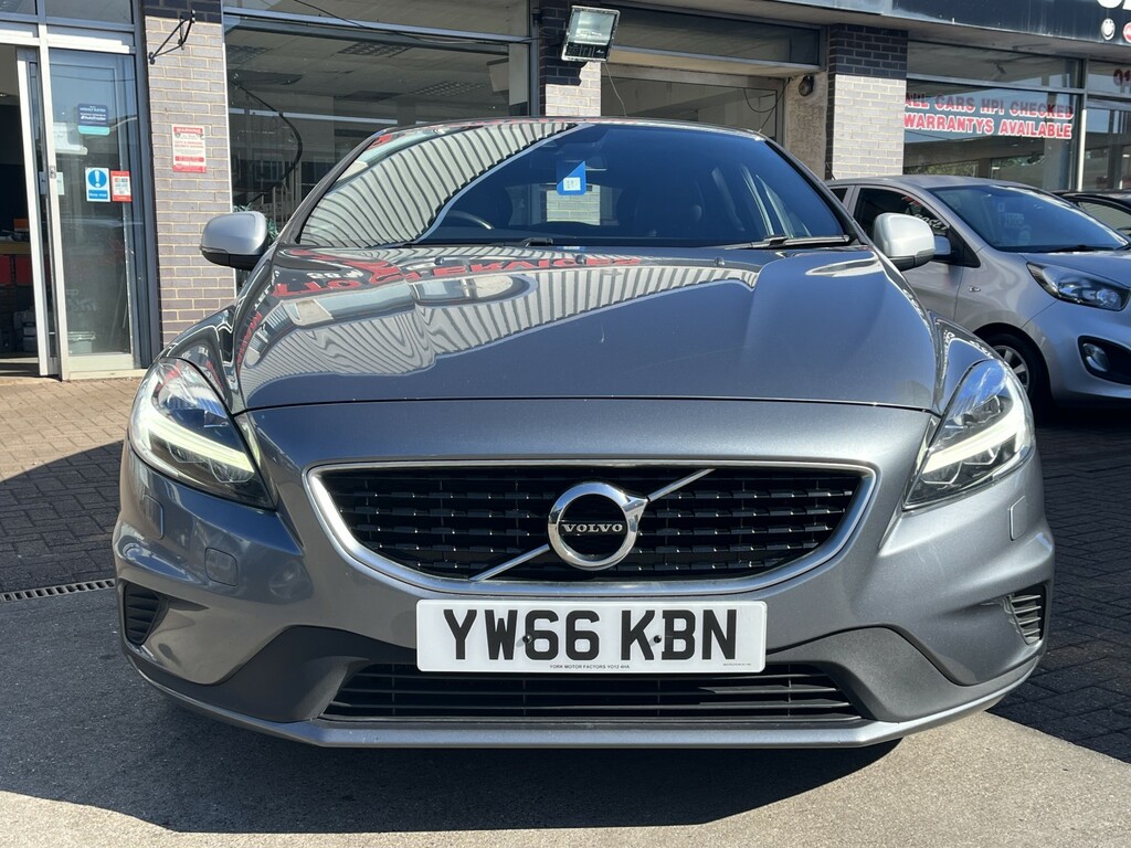 Volvo V40 Hatchback 2.0 R-design D3 201666 YW66KBN Grey #2