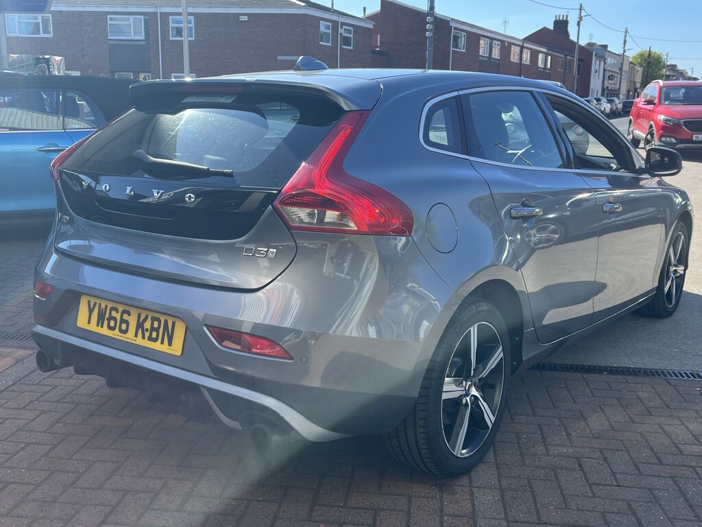 Volvo V40 Hatchback 2.0 R-design D3 201666 YW66KBN Grey #6