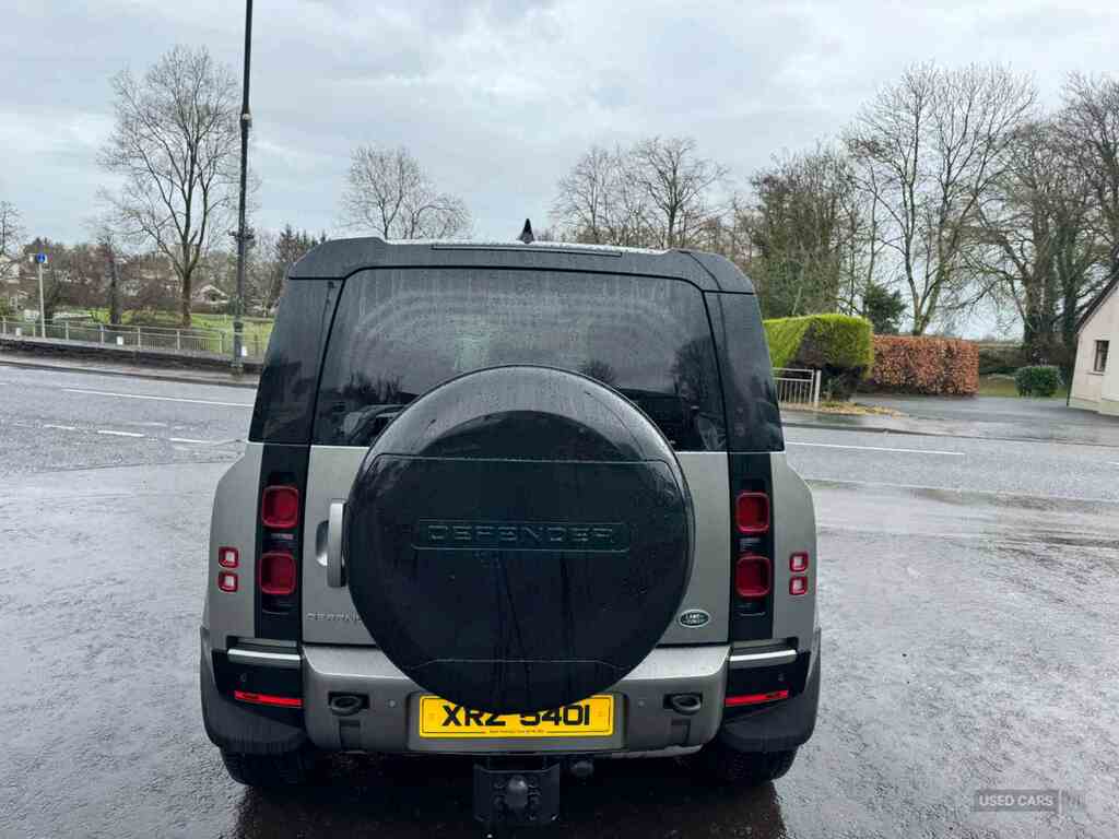 Land Rover Defender 90 3.0 D250 X-dynamic Hse 90 HNZ143 #3