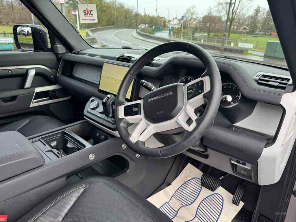 Land Rover Defender 90 3.0 D250 X-dynamic Hse 90 HNZ143 #2