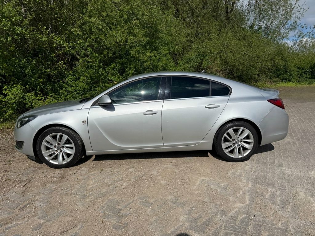 Vauxhall Insignia 2L Sri Nav AC61GEM Silver #2