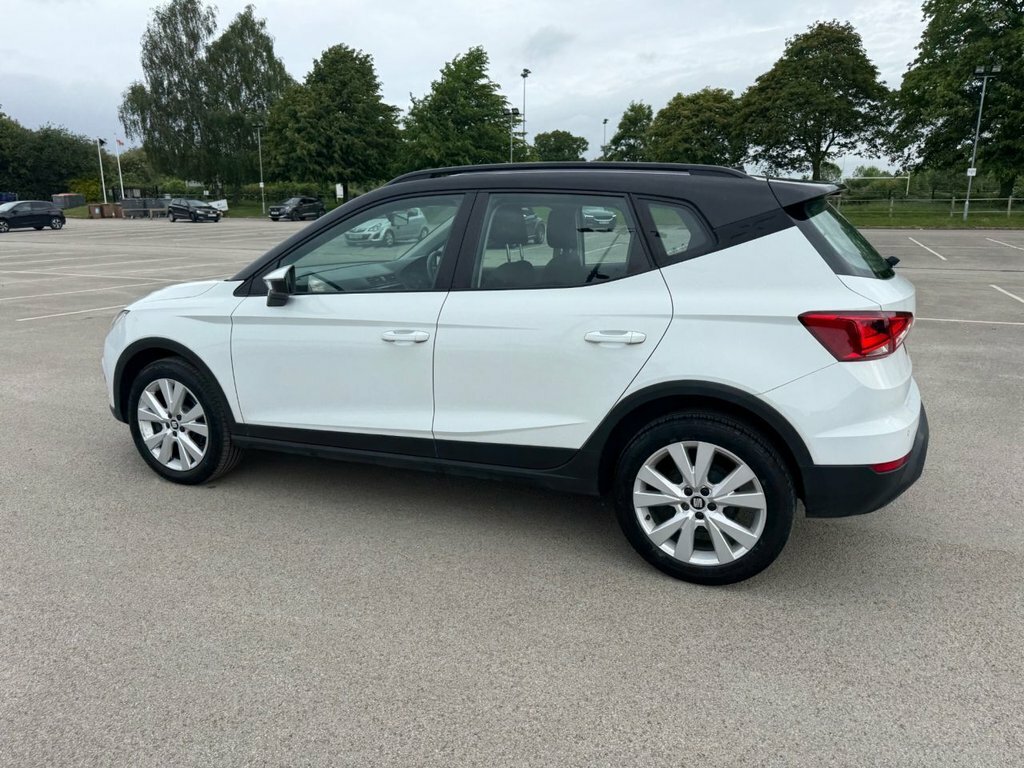 Seat Arona 1.6L Se Technology Lux HG69BCY White #2