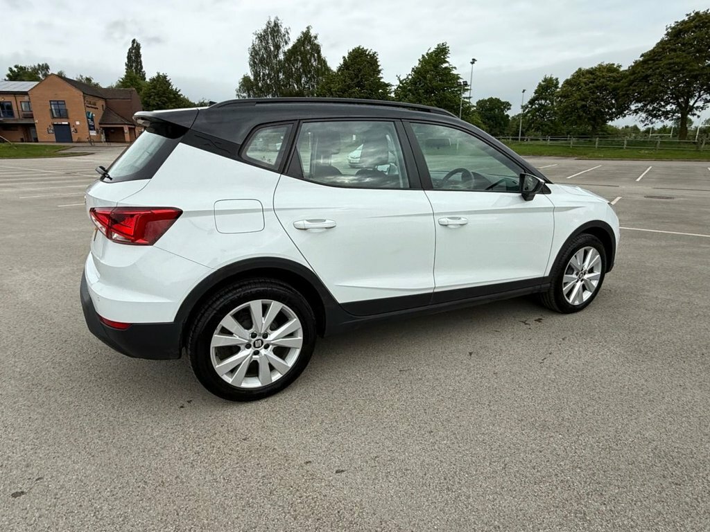 Seat Arona 1.6L Se Technology Lux HG69BCY White #4