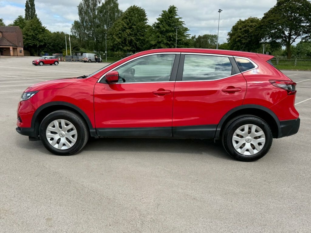 Nissan Qashqai 1.5L Visia BL67XTN Red #5