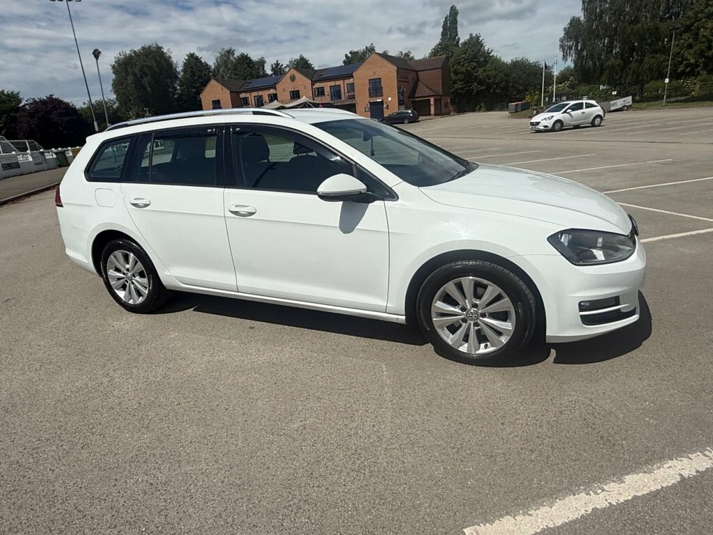 Volkswagen Golf 2L Se SC64KER White #4