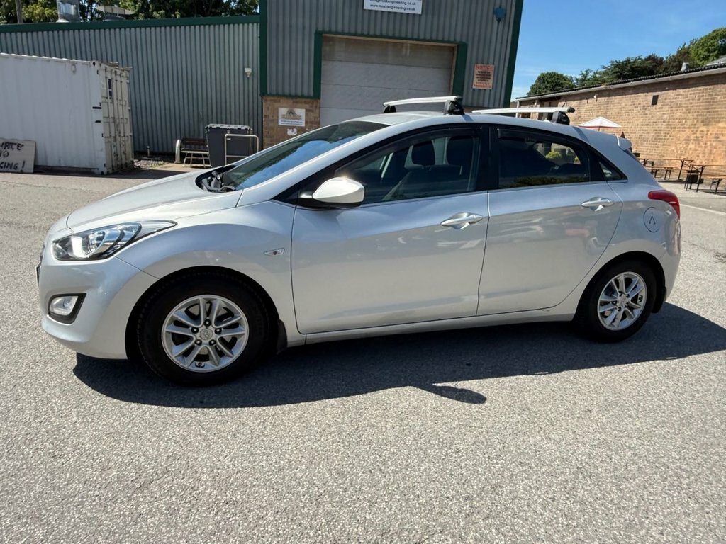 Hyundai I30 1.6L Se NX17VGK Silver #2