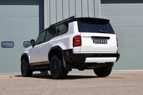 Toyota Land Cruiser 2026 26 2026 FT26TYU White #4
