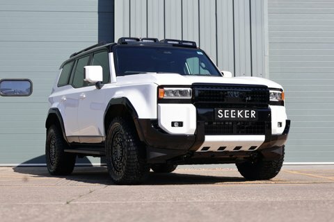 Toyota Land Cruiser 2026 26 2026 FT26TYU White #3