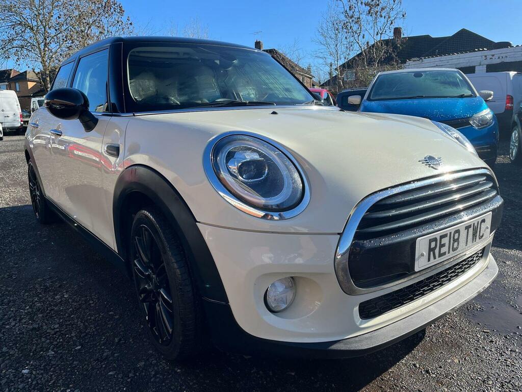 Mini Hatch Hatchback 1.5 Cooper D Euro 6 Ss 201818 White