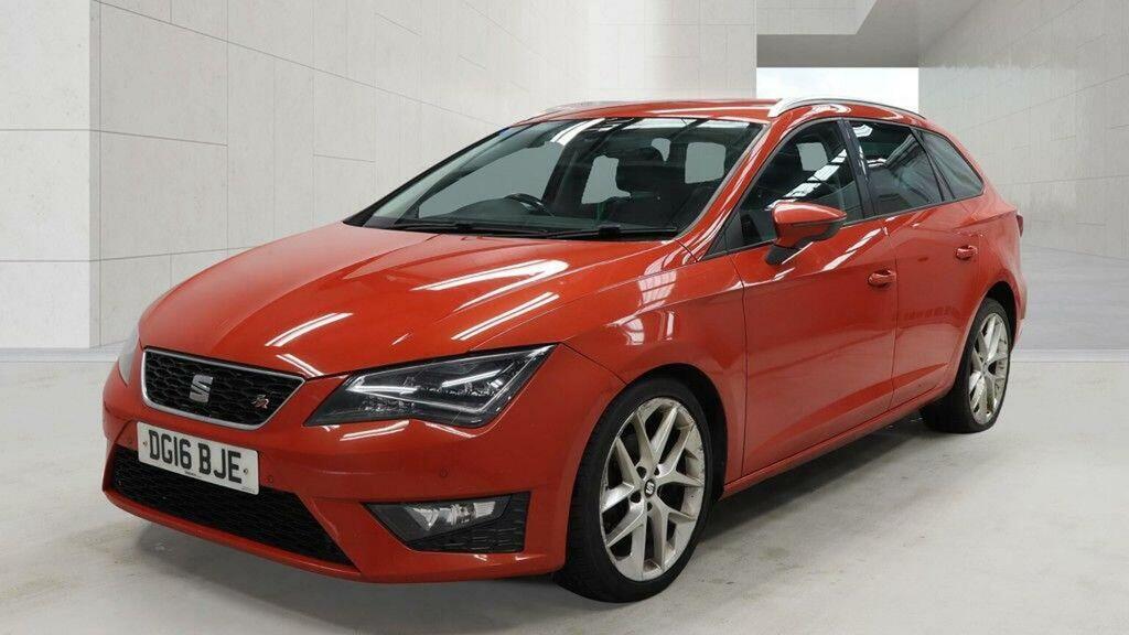 Seat Leon Estate 2.0 Tdi Fr Sport Tourer Dsg Euro 6 Ss DG16BJE Red #2