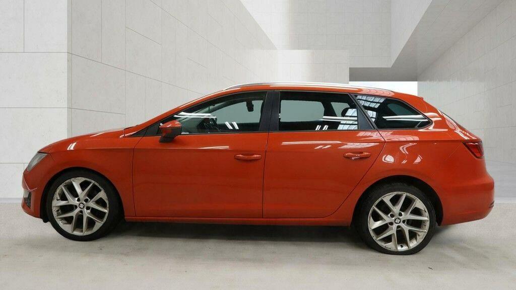 Seat Leon Estate 2.0 Tdi Fr Sport Tourer Dsg Euro 6 Ss DG16BJE Red #6