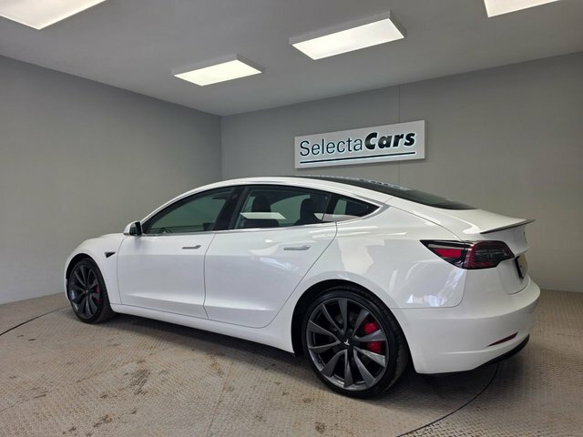 Tesla Model 3 Dual Motor Performance Saloon LD20CKC White #2