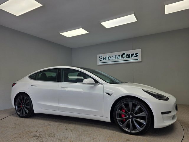 Tesla Model 3 Dual Motor Performance Saloon White