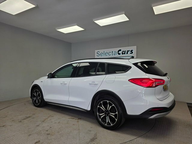 Ford Focus 1.0T Ecoboost Mhev Active X Edition Estate Pet LA70KMF White #2