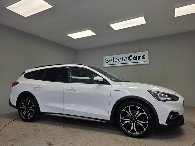 Ford Focus 1.0T Ecoboost Mhev Active X Edition Estate Pet White
