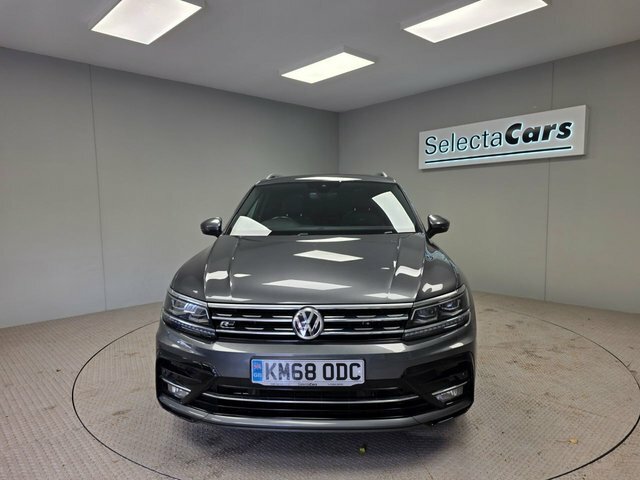 Volkswagen Tiguan 2.0 Tdi R-line Suv Dsg 4Motion Euro 6 KM68ODC Grey #3