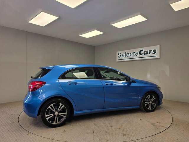 Mercedes-Benz A Class 1.5 A180 Cdi Se Hatchback Euro 6 HV65TAU Blue #5