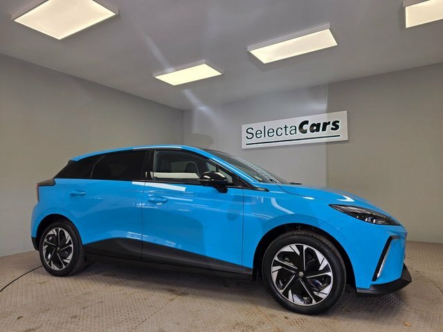 MG 1100 64Kwh Trophy Long Range Hatchback Aut Blue #4