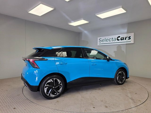 MG 1100 64Kwh Trophy Long Range Hatchback Aut Blue #6