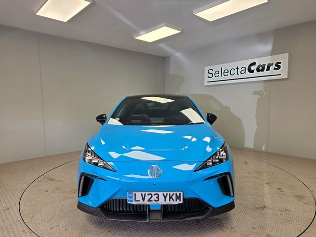 MG 1100 64Kwh Trophy Long Range Hatchback Aut Blue #3