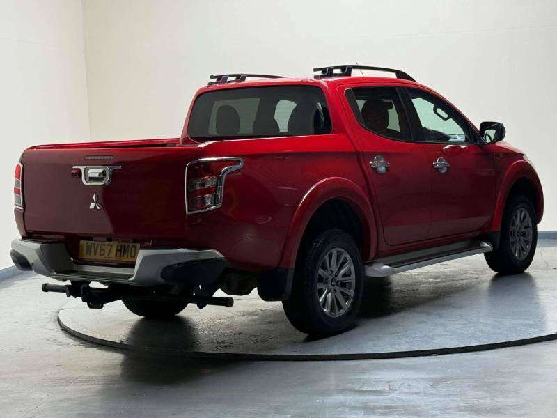 Mitsubishi L200 2.4 L200 Barbarian Di-d 4Wd - 2017 67 WV67HMO Red #5