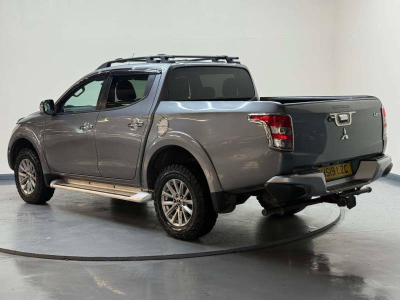 Mitsubishi L200 2.4 L200 Barbarian Di-d 4Wd - 2019 19 Grey #6