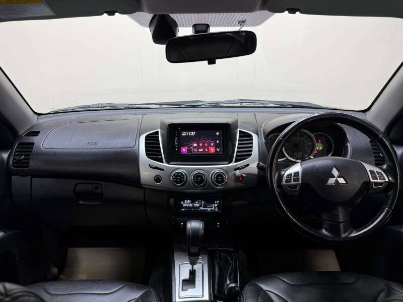 Mitsubishi L200 2.5 L200 Barbarian Lwb Double Cab Di-d 4X4 4W Black #3